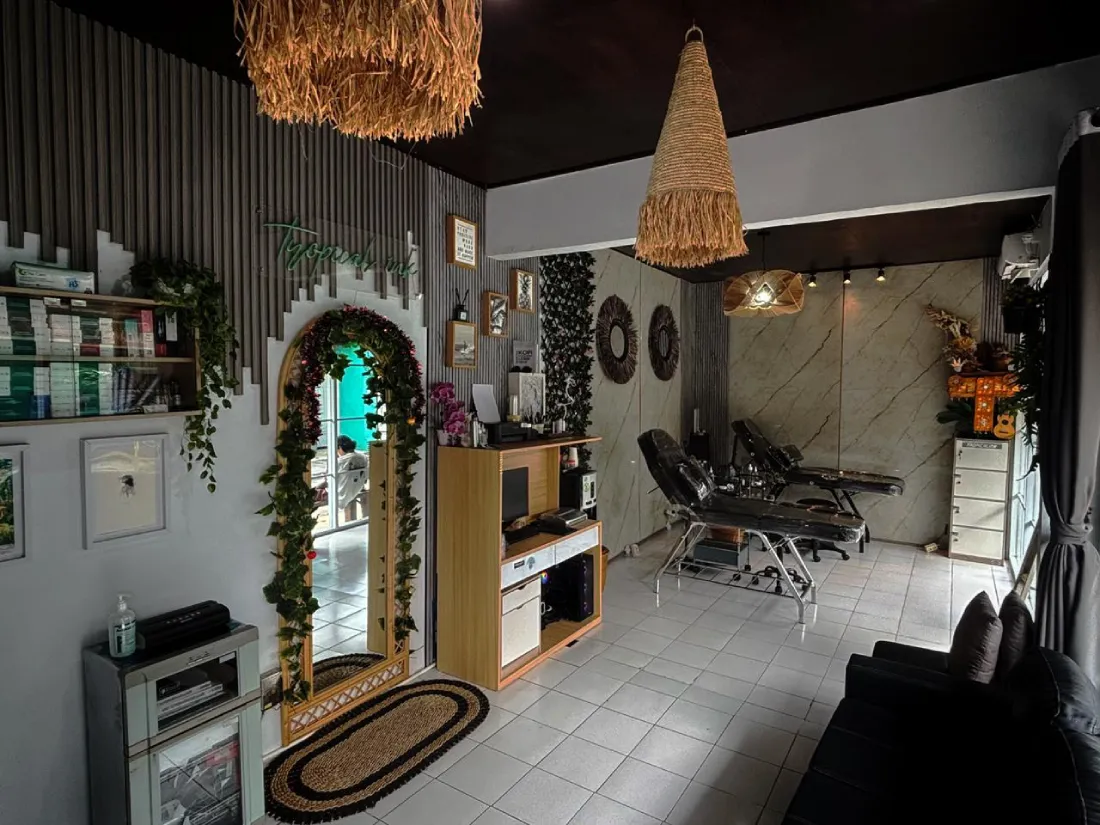 Air-conditioned and serene studio room in Bali